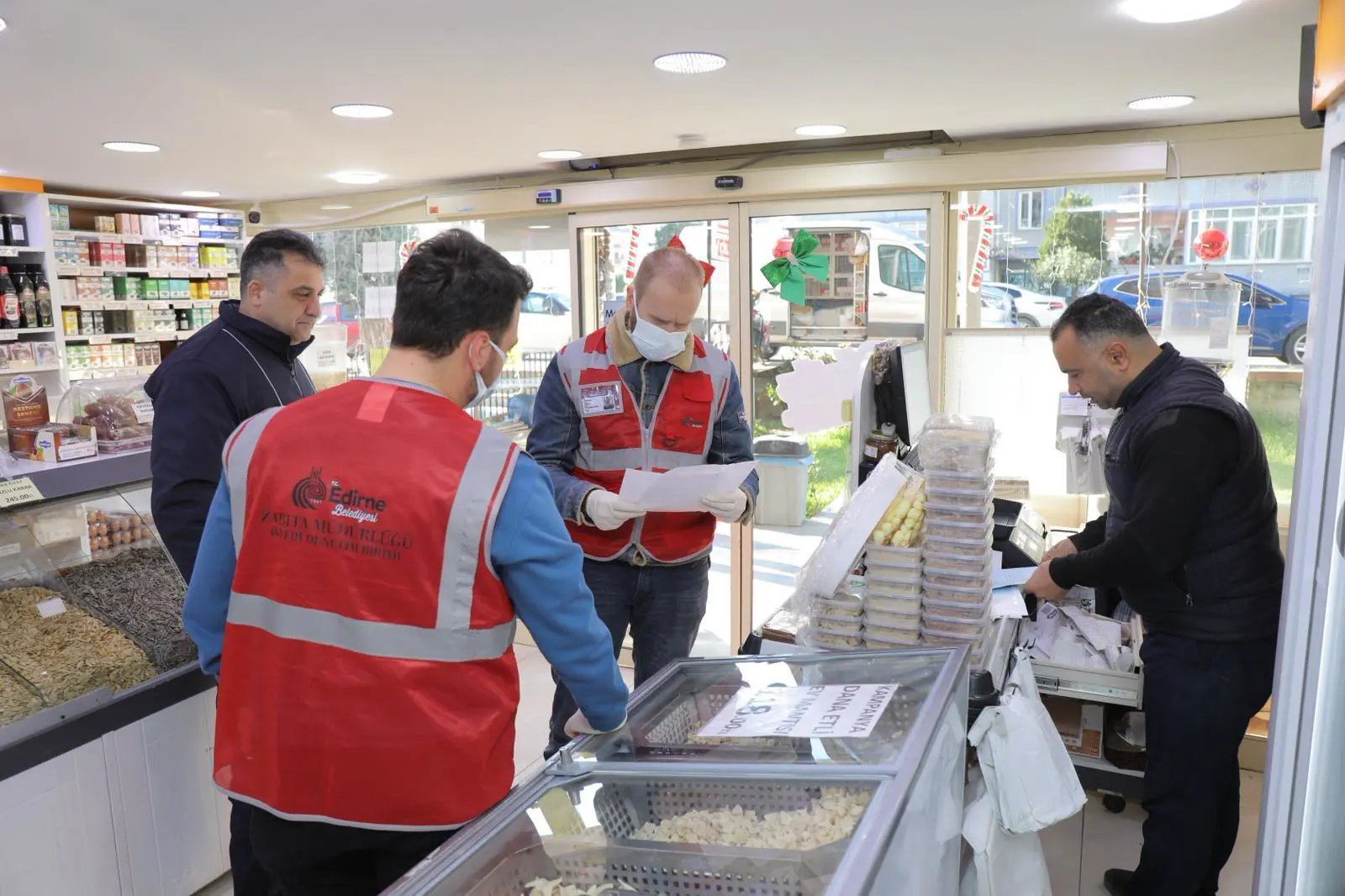 YILBAŞI ÖNCESİ GIDA DENETİMLERİ ARTIRILDI